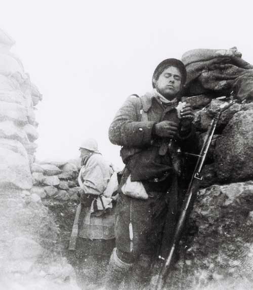 Soldats du bataillon  Mackenzie-Papineau lors de la guerre civile en Espagne