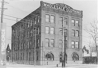 La manufacture de vêtements Walter Blue & Co. à Sherbrooke, dans les Cantons de l'Est