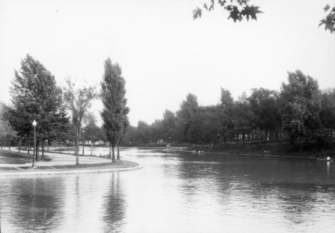 Le parc Lafontaine au cours des années 1930