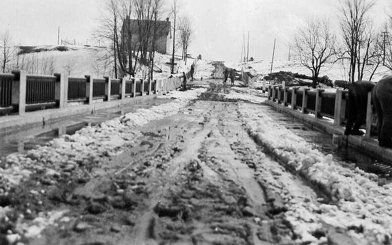 Vue du pont Emmery dans le comté de Joliette en 1946