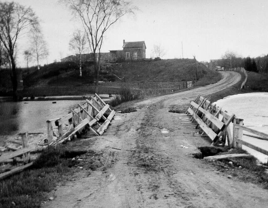 Pont Tour-du-Lac à St-Adolphe d'Howard dans le comté d'Argenteuil en 1947