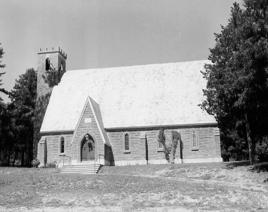 Fort Anglican Church dans le comté de Pontiac