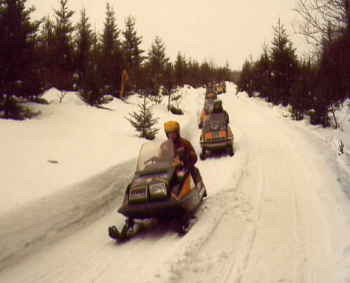 Randonnée de motoneiges à Ste-Agathe-des-Monts, 1976
