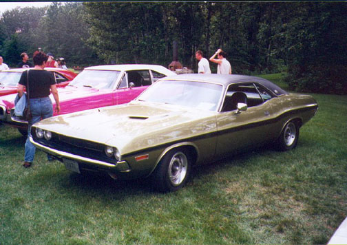 Challenger 1969 à l'exposition de voitures anciennes tenue à Rimouski