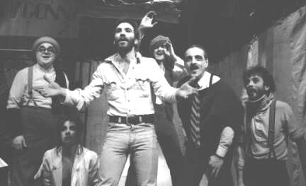 Une scène de la pièce «Grandeur et décadence de la ville de Mahogany» de Bertolt Brecht, présentée au Théâtre de Quat'sous