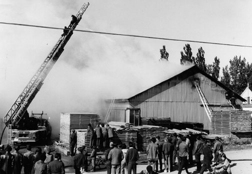 Incendie d'un moulin à Mont-Joli dans la région de la Gaspésie