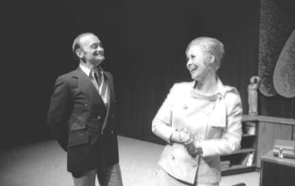 Les comédiens Jean-Louis Millet et Olivette Thibault dans la pièce «Manon Lastcall» de Jean Barbeau, présentée au TNM