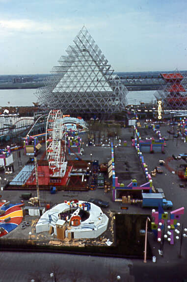 Le site du parc d'amusement La Ronde à Montréal