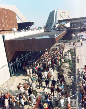 Entrée de l'Exposition universelle de Montréal