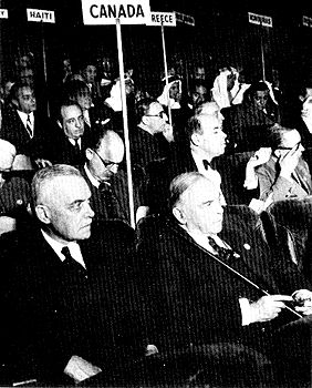 Mackenzie King et Louis St-Laurent aux Nations Unies