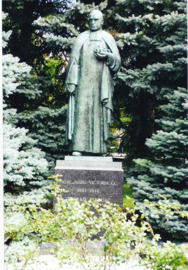 Statue du Frère Marie-Victorin (Conrad Kirouac)