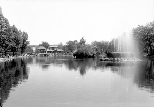 Le parc Lafontaine, avec vue sur le bassin