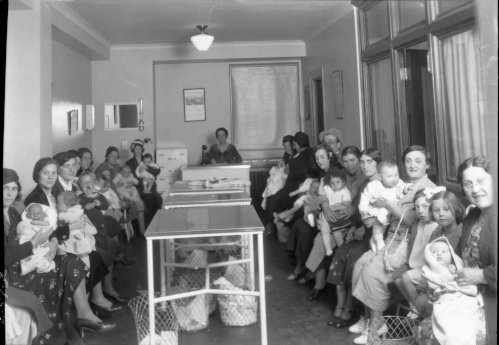 La salle d'attente de la clinique Laurier dans les années 1930
