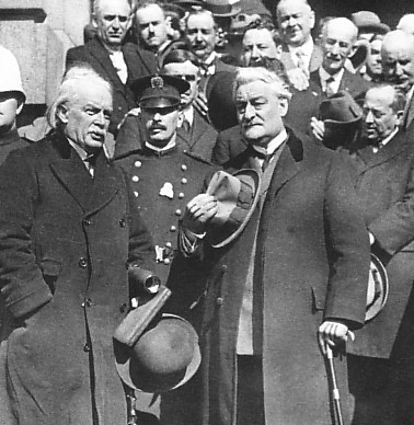 Le maire de Montréal, Médéric Martin (à droite), en compagnie du premier ministre britannique, Lloyd George