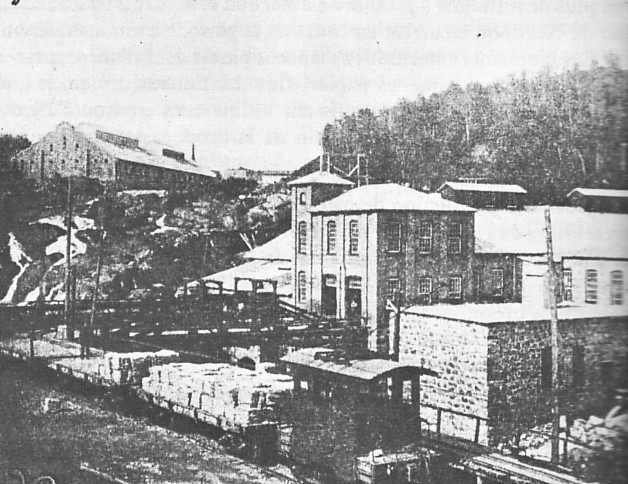 L'usine de pâte et papier de J.E.A.Dubuc au début du siècle
